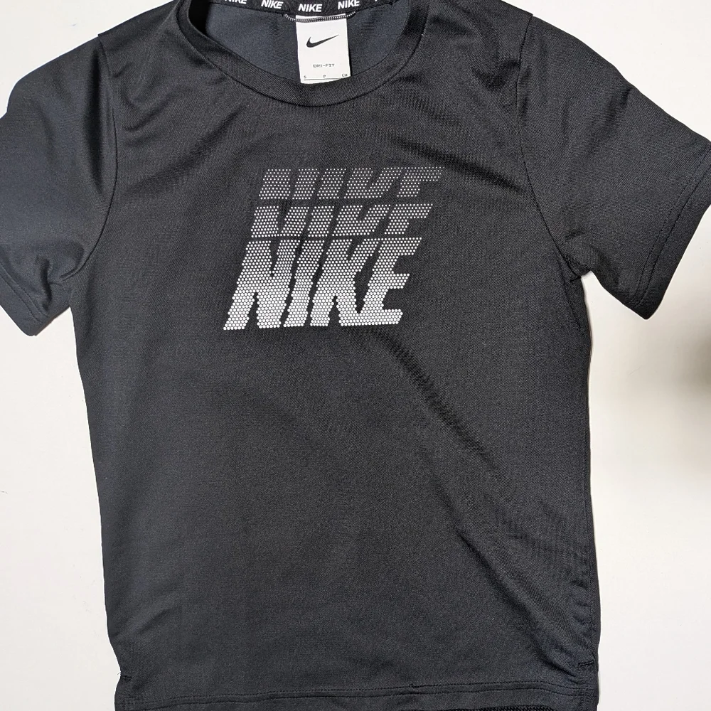 Nike Boy's Dri-Fit Top